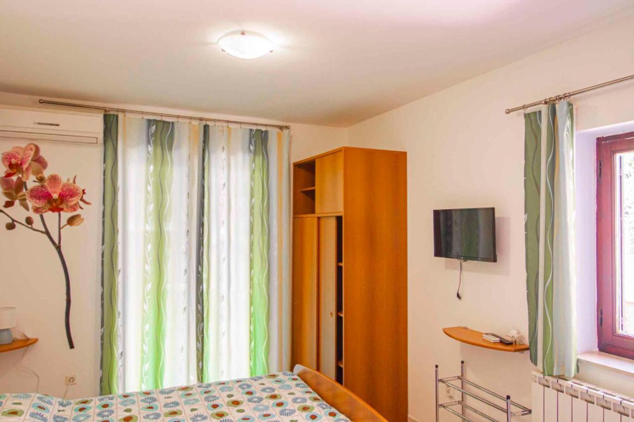 Studio In Pula/Istrien 17373 Apartman Štinjan Kültér fotó